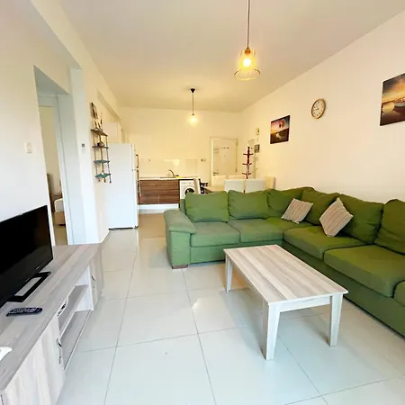 Quitet Two Bedroom With Private Garden Lukomorye D2 Karavas (Northern Cyprus)