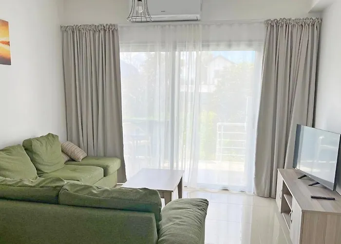 Quitet Two Bedroom With Private Garden Lukomorye D2 דירה Karavas (Northern Cyprus)